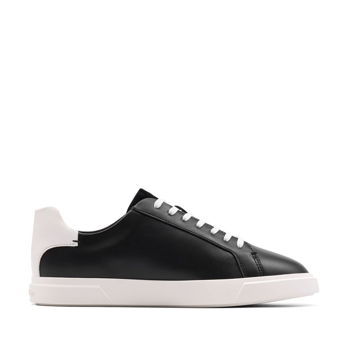 Дамски кецове Calvin Klein Low Pro Cups Leather MG HW0HW02823BEH Calvin Klein Low Pro Cups Leather MG Дамски кецове HW0HW02823BEH