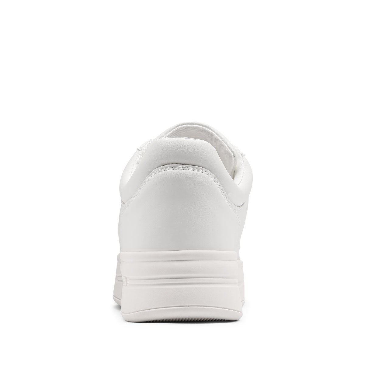 Дамски кецове Guess Welli FLFWLLELE12-WHITE Guess Welli Дамски кецове FLFWLLELE12-WHITE