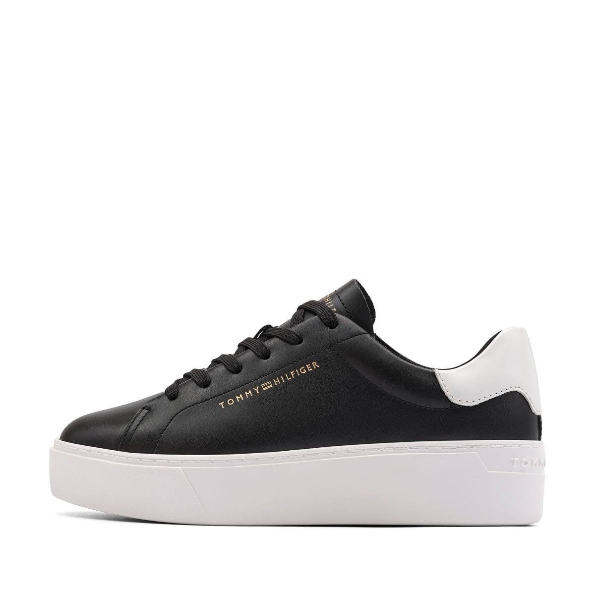 Дамски кецове Tommy Hilfiger Chic Platform Cupsole Patent FW0FW08681BDS Tommy Hilfiger Chic Platform Cupsole Patent Дамски кецове FW0FW08681BDS