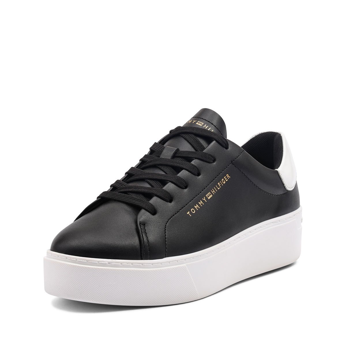 Дамски кецове Tommy Hilfiger Chic Platform Cupsole Patent FW0FW08681BDS Tommy Hilfiger Chic Platform Cupsole Patent Дамски кецове FW0FW08681BDS