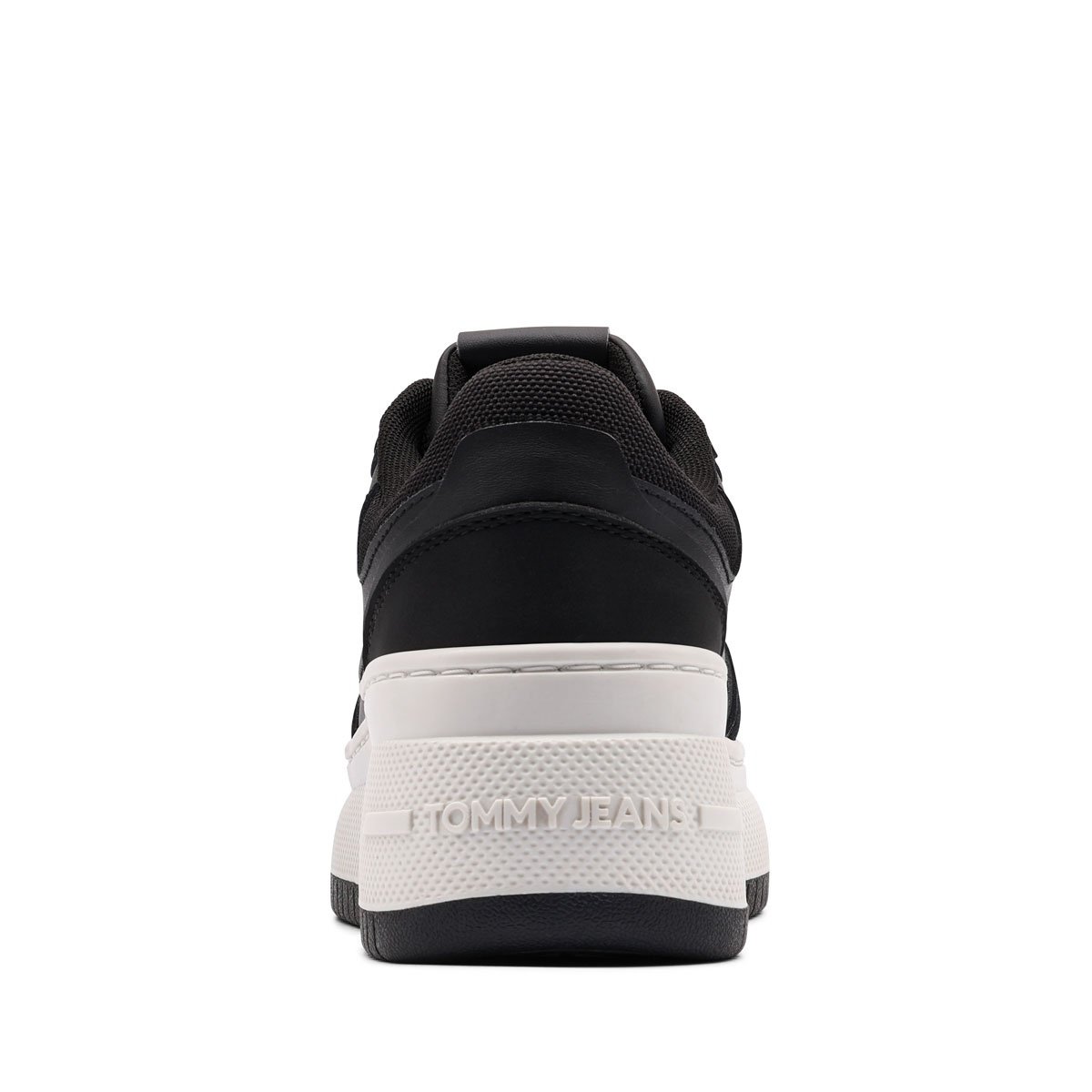 Дамски кецове Tommy Hilfiger TJW Retro Basket Flatform EN0EN02860BDS Tommy Hilfiger TJW Retro Basket Flatform Дамски кецове EN0EN02860BDS