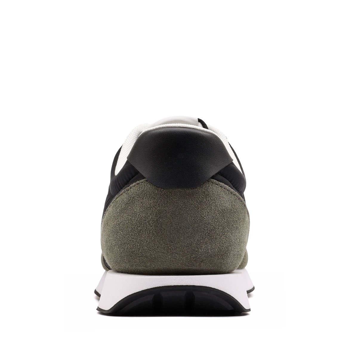 Мъжки спортни обувки Calvin Klein Retro Runner Ess Mix Mat YM0YM0136101A Calvin Klein Retro Runner Ess Mix Mat Мъжки спортни обувки YM0YM0136101A