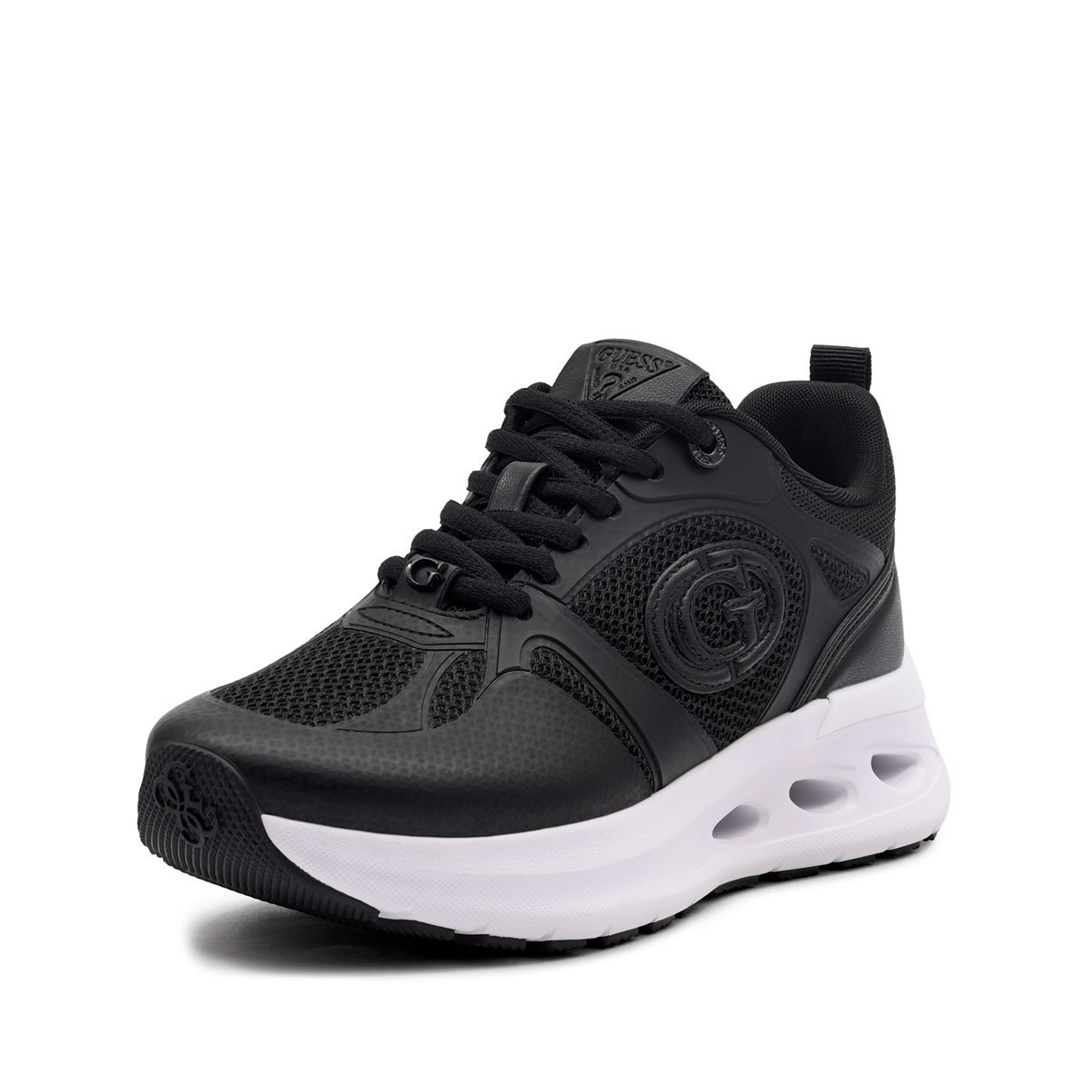 Дамски спортни обувки Guess Sebass FLTSEBELE12-BLACK Guess Sebass Дамски спортни обувки FLTSEBELE12-BLACK