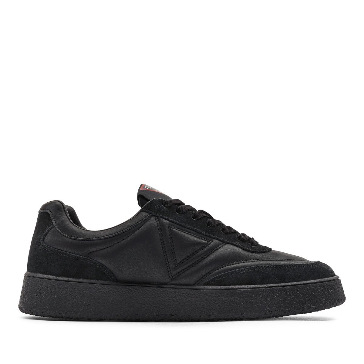 Мъжки спортни обувки Guess Wimoh FMFMOHLEA12-BLACK Guess Wimoh Мъжки спортни обувки FMFMOHLEA12-BLACK