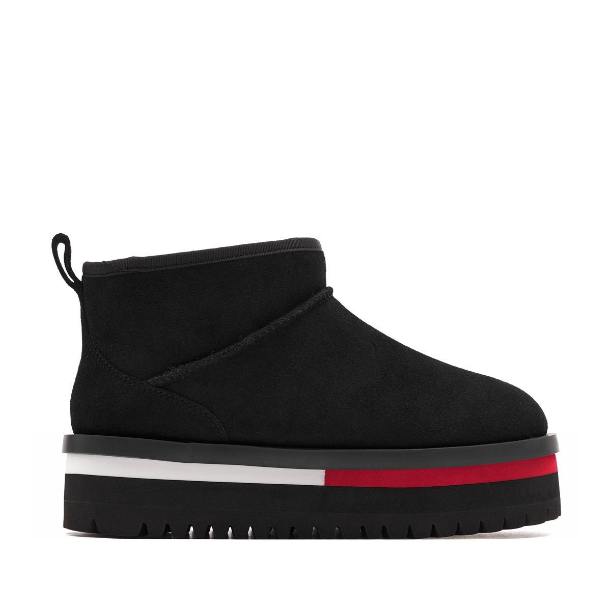 Дамски зимни обувки Tommy Hilfiger TJW Flatform Snow Boot Suede EN0EN02841BDS Tommy Hilfiger TJW Flatform Snow Boot Suede Дамски зимни обувки EN0EN02841BDS