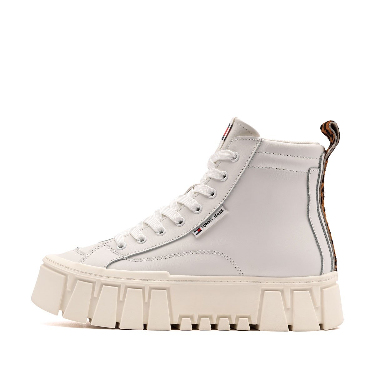 Дамски зимни обувки Tommy Hilfiger TJW Vulc Flatform Leopard EN0EN02858YBL Tommy Hilfiger TJW Vulc Flatform Leopard Дамски зимни обувки EN0EN02858YBL