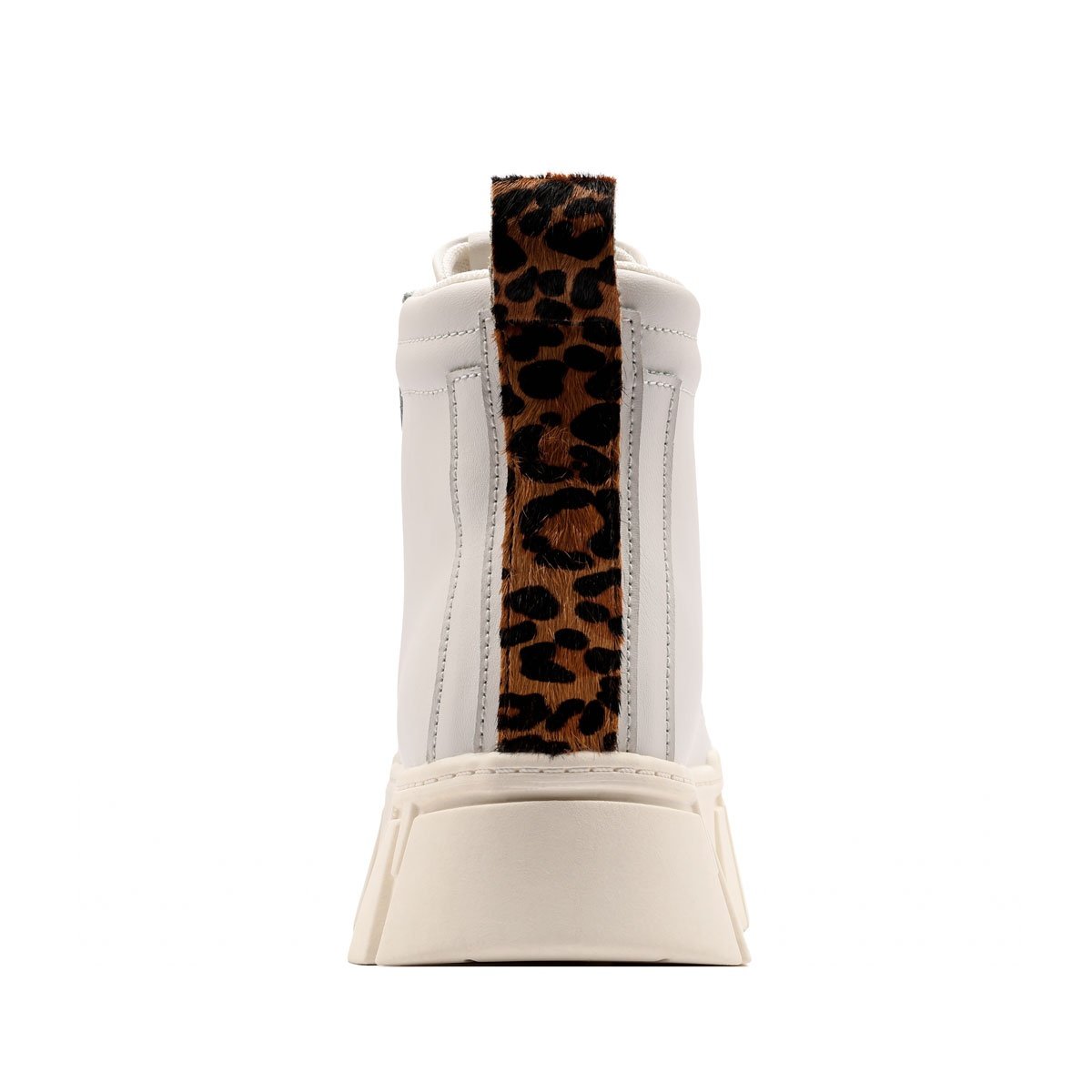 Дамски зимни обувки Tommy Hilfiger TJW Vulc Flatform Leopard EN0EN02858YBL Tommy Hilfiger TJW Vulc Flatform Leopard Дамски зимни обувки EN0EN02858YBL