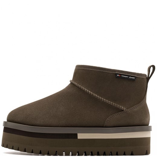 Дамски зимни обувки Tommy Hilfiger TJW Flatform Snow Boot Suede EN0EN02841RBM Tommy Hilfiger TJW Flatform Snow Boot Suede Дамски зимни обувки EN0EN02841RBM