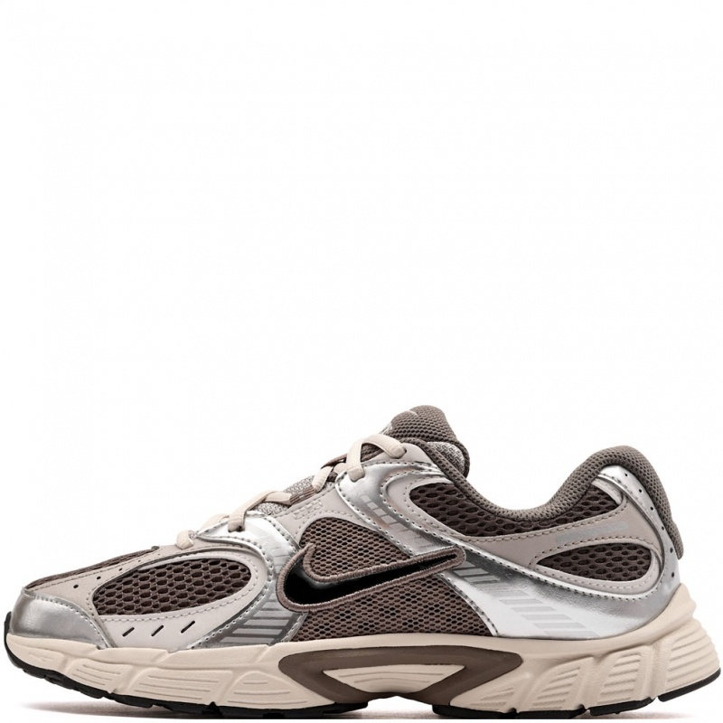 Nike V5 RNR Маратонки HQ6411-200